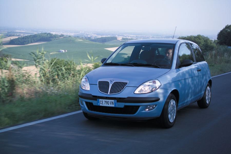  Lancia Ypsilon 2003 года  (фото 60 из 114)